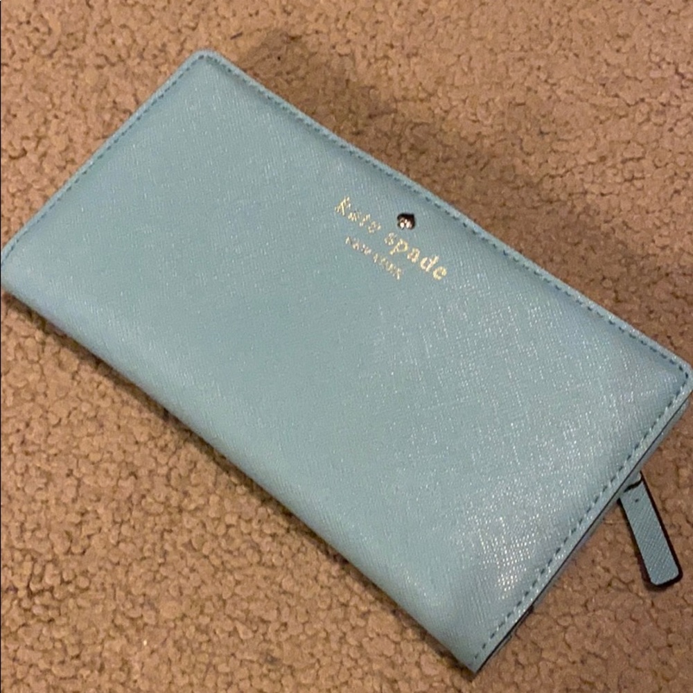 Kate spade wallet baby blue never used